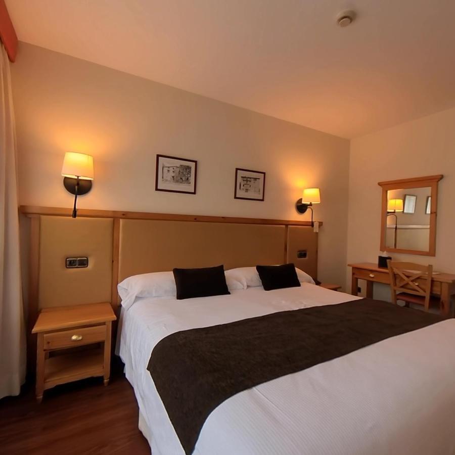 Hotel Meta Пас де ла Каса Екстериор снимка