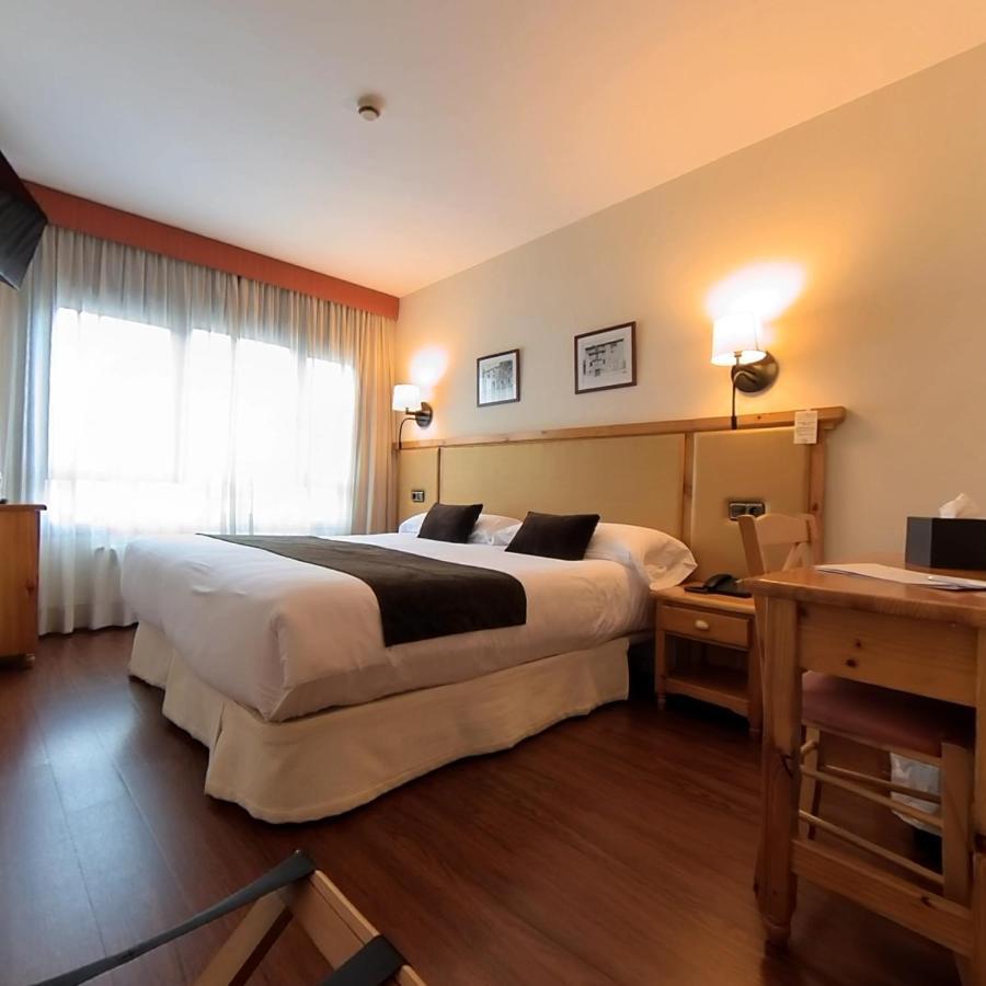 Hotel Meta Пас де ла Каса Екстериор снимка