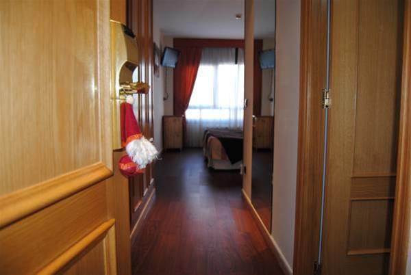 Hotel Meta Пас де ла Каса Екстериор снимка