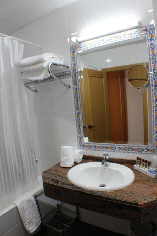 Hotel Meta Пас де ла Каса Екстериор снимка