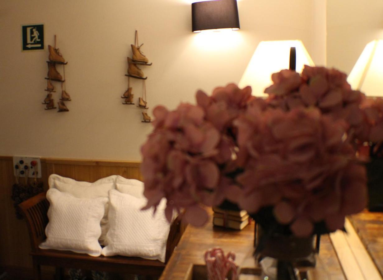 Hotel Meta Пас де ла Каса Екстериор снимка